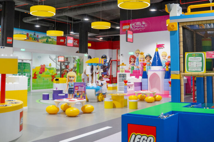 LEGO Fan Factory Algarve e Matosinhos assinalam 100 anos da Disney, com novas personagens