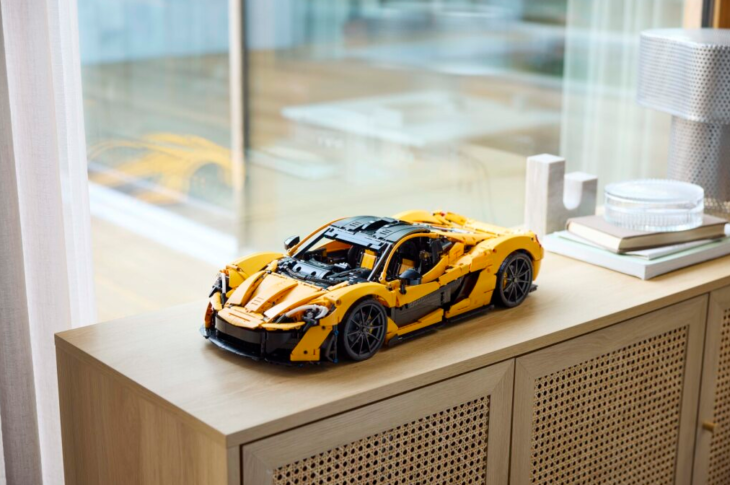 LEGO McLaren P1